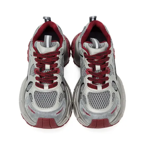 Кроссовки женские