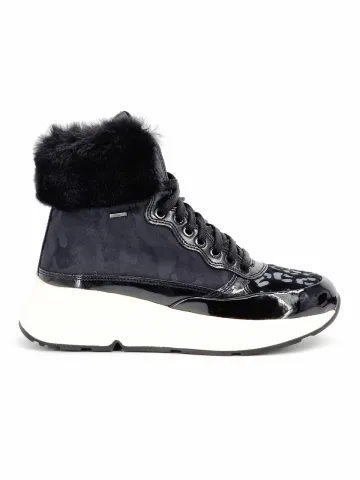 Кроссовки женские зима