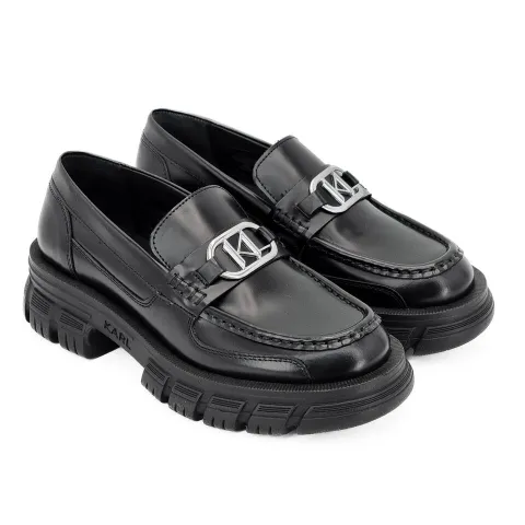 Лоферы женские