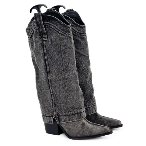 Казаки женские