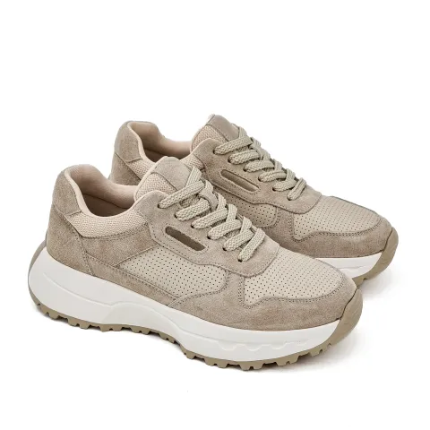 Кроссовки женские