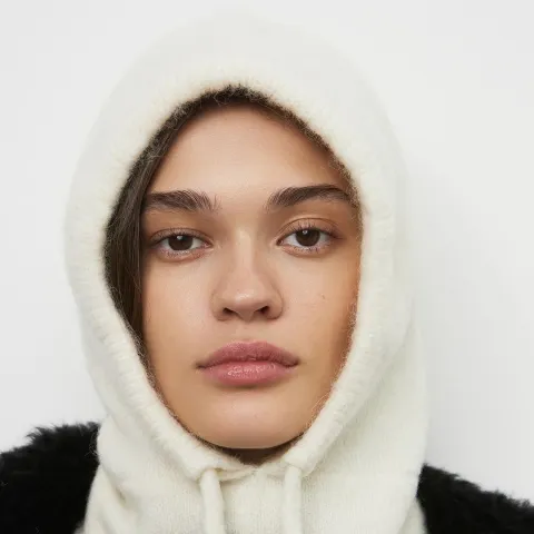 Капор женский