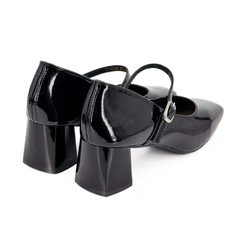 Туфли женские