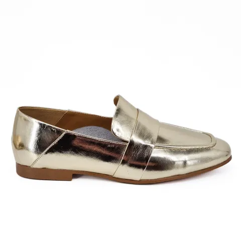 Лоферы женские