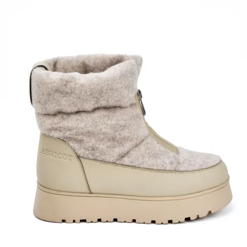 Дутики женские