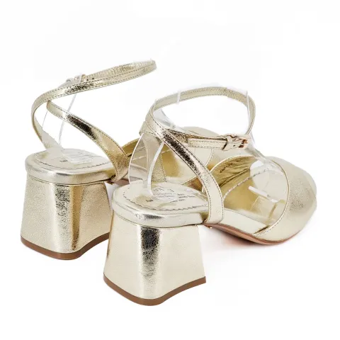 Босоножки женские