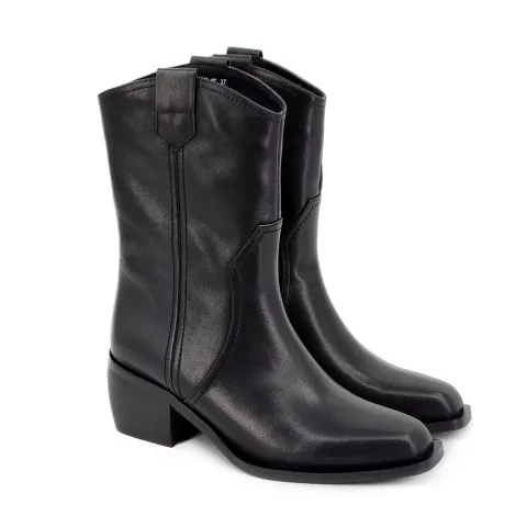 Казаки женские