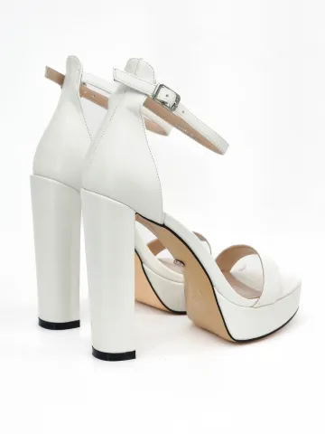 Босоножки женские