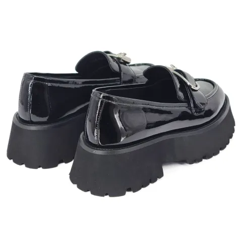 Лоферы женские