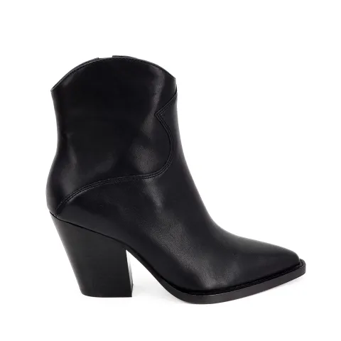 Казаки женские