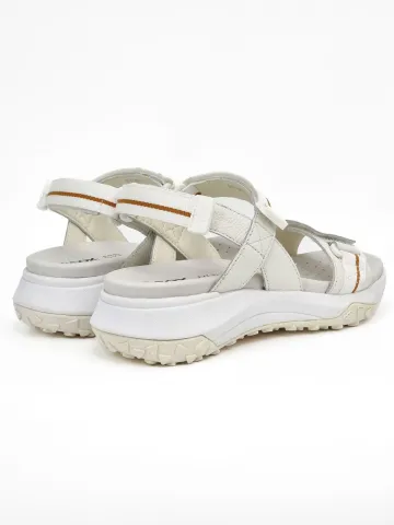 Сандалии женские