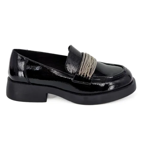 Лоферы женские