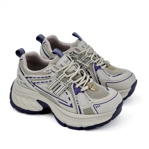 Кроссовки женские