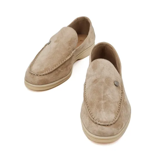 Лоферы женские