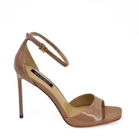 Босоножки женские