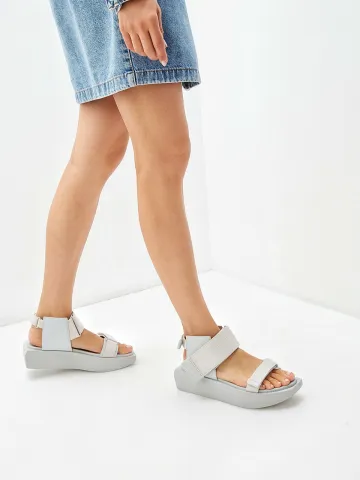 Сандалии женские