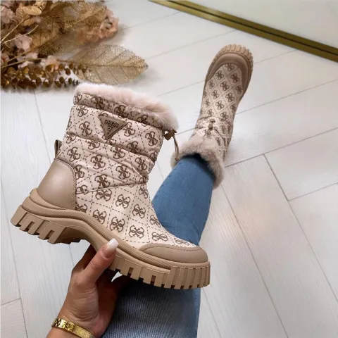 Дутики женские