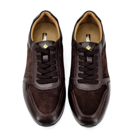 Кроссовки женские