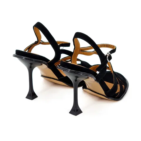 Босоножки женские