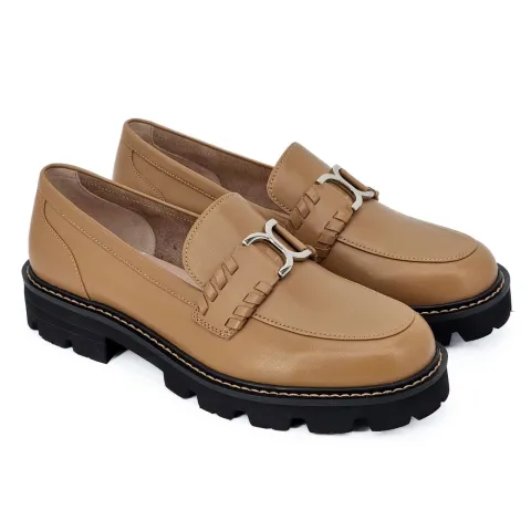 Лоферы женские