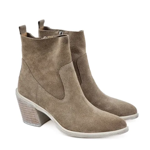 Казаки женские