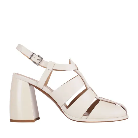 Босоножки женские