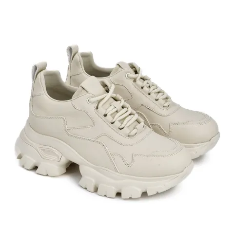 Кроссовки женские