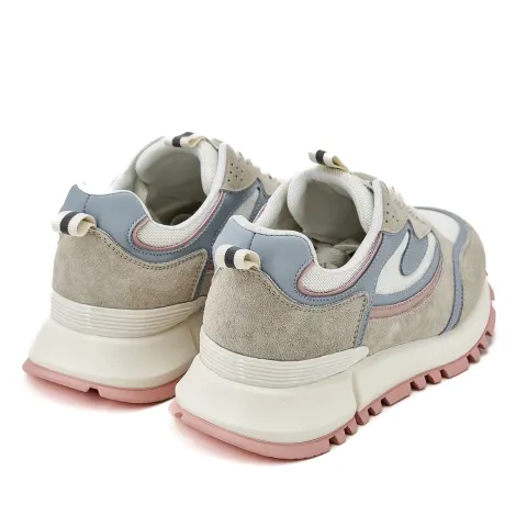 Кроссовки женские