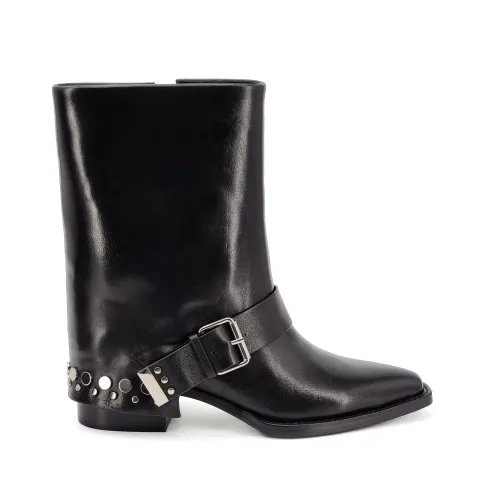 Казаки женские