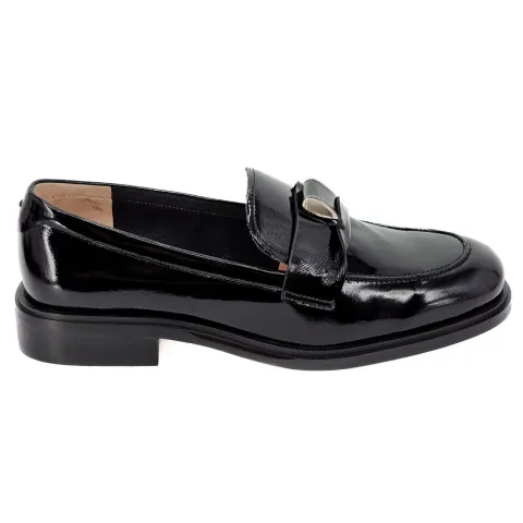 Лоферы женские