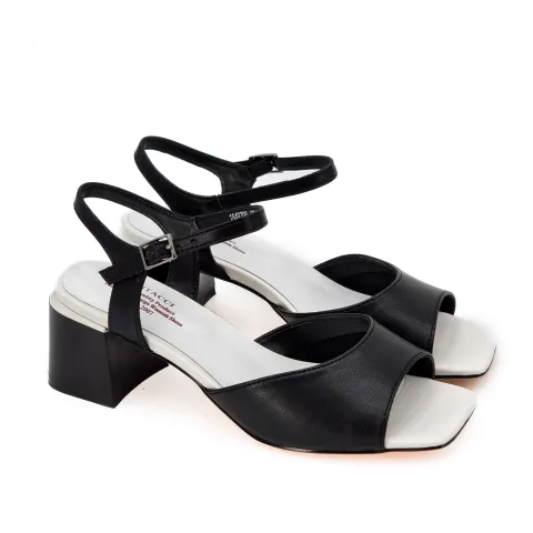 Босоножки женские