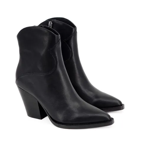 Казаки женские