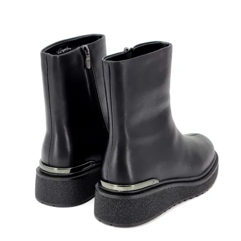 Ботинки женские