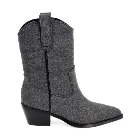 Казаки женские