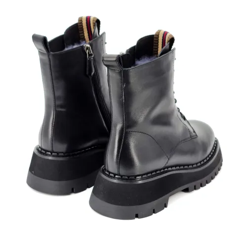 Ботинки женские