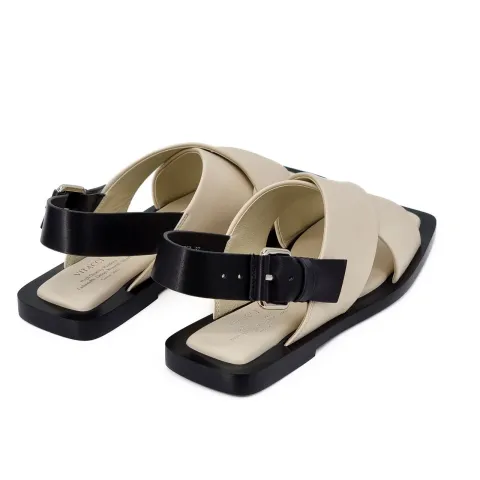 Сандалии женские