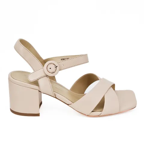 Босоножки женские