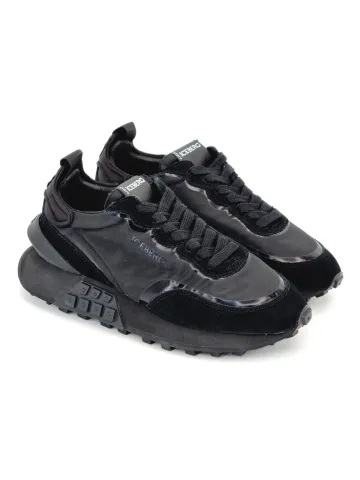 Кроссовки женские