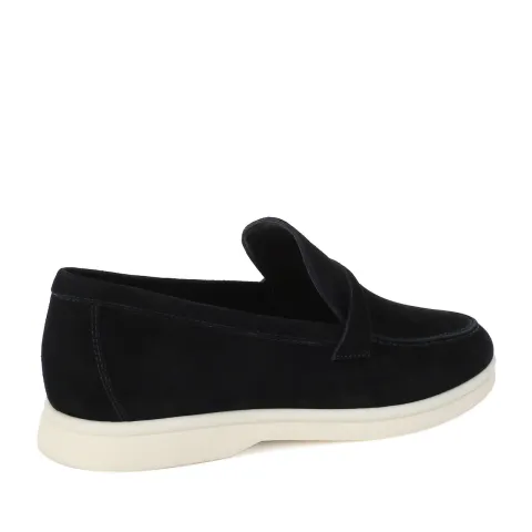 Лоферы женские