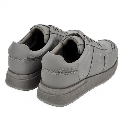 Кроссовки мужские