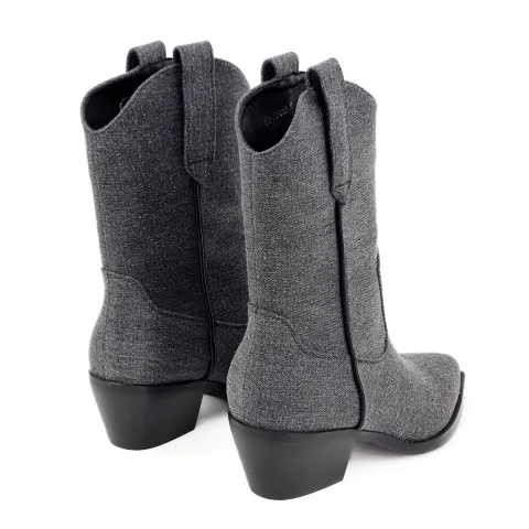 Казаки женские