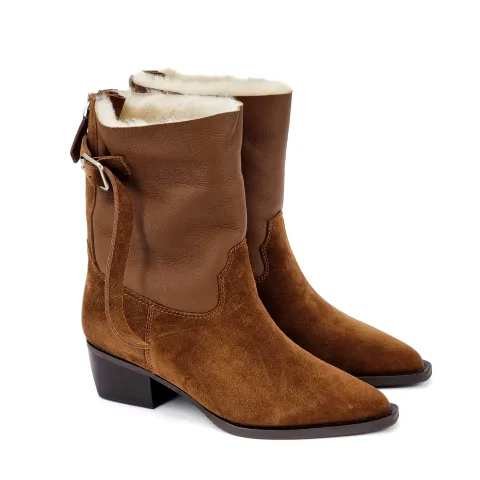 Казаки женские