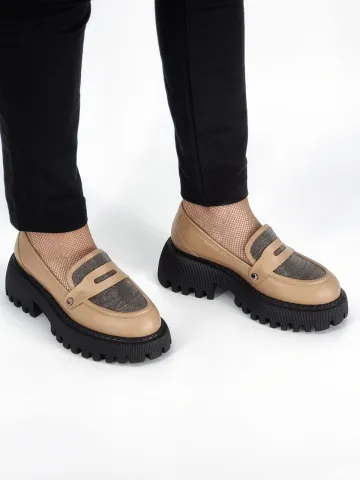 Лоферы женские