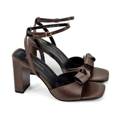 Босоножки женские