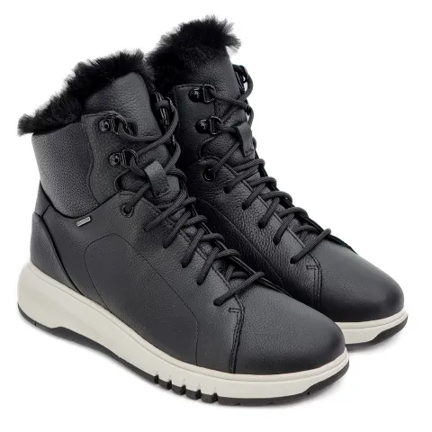 Ботинки женские