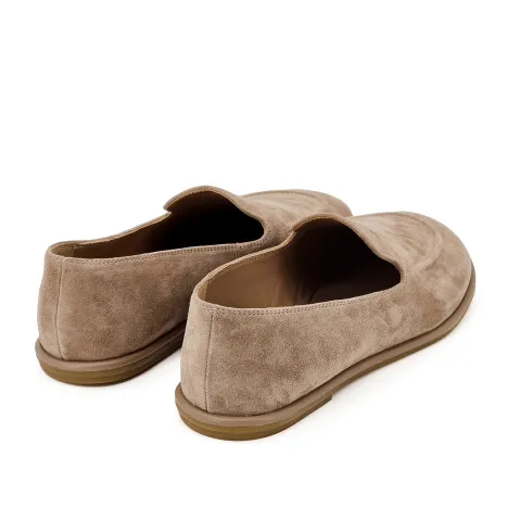 Лоферы женские