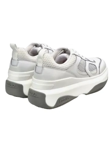 Кроссовки женские