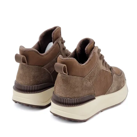 Кроссовки женские