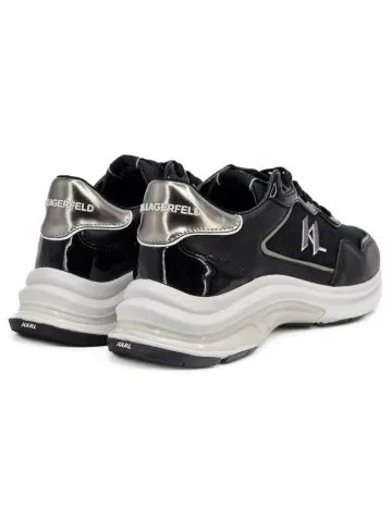 Кроссовки женские