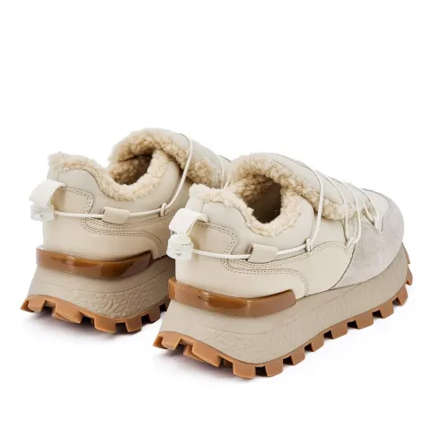 Кроссовки женские